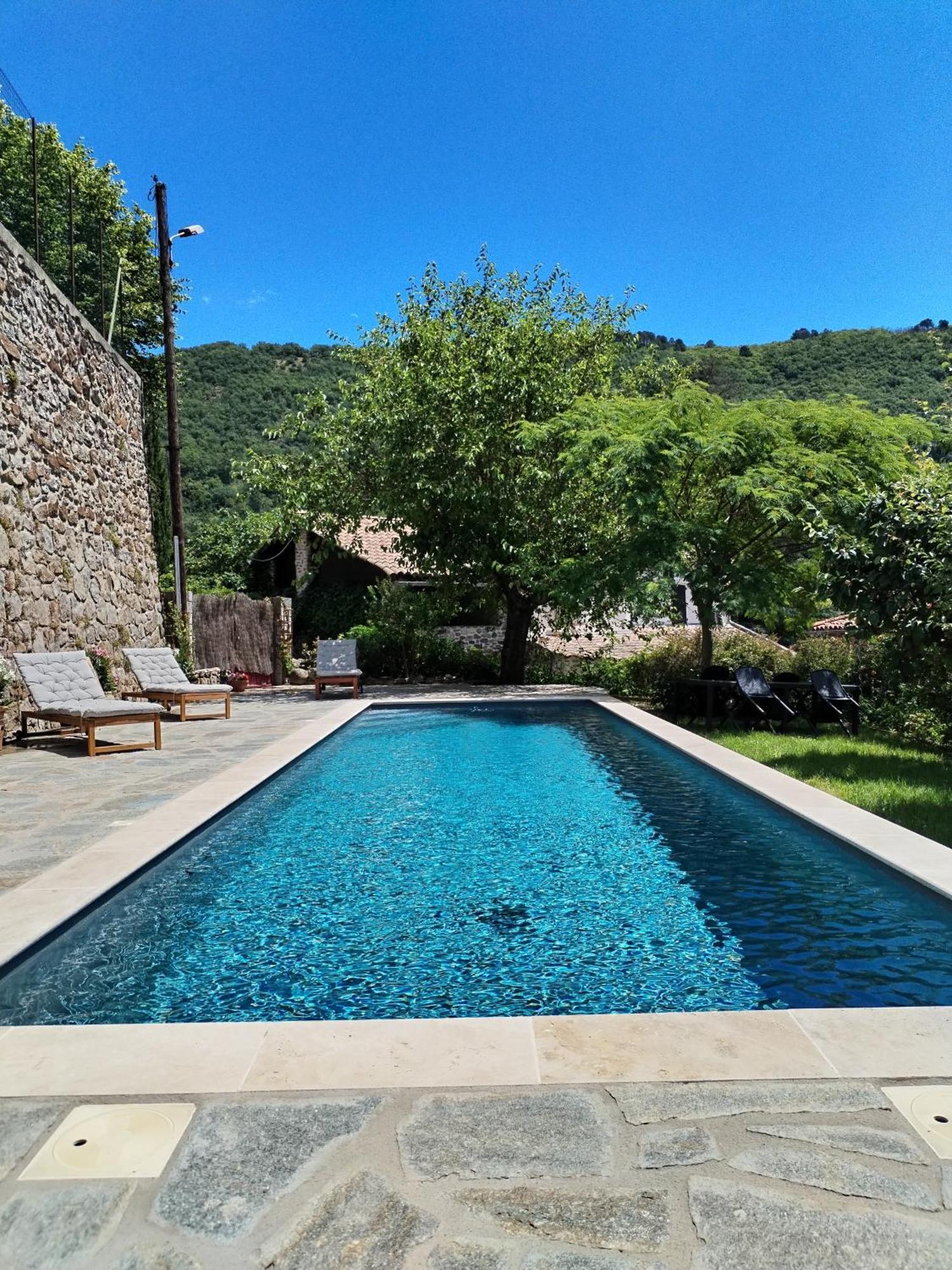 Mes Maisons Gardoises, Two Gites Sleeping 13 With Two Private Pools, Kids Room, Laundry, Disco, Free Wifi, Linen And Dog'S Are Welcome Gagnieres Ngoại thất bức ảnh