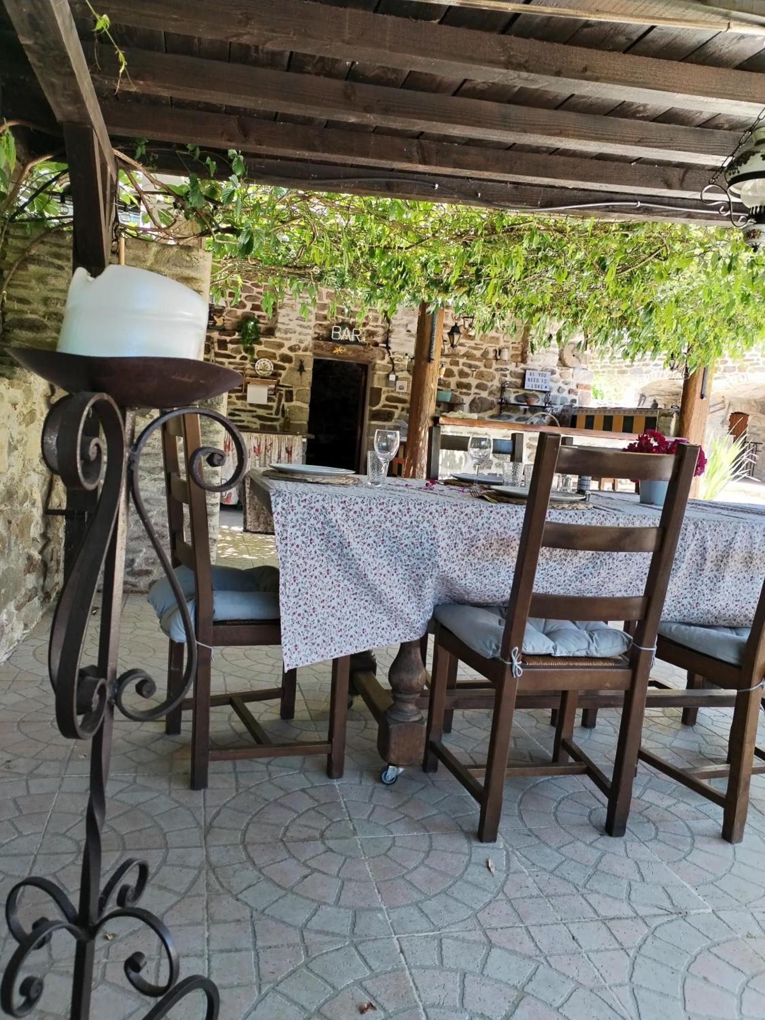 Mes Maisons Gardoises, Two Gites Sleeping 13 With Two Private Pools, Kids Room, Laundry, Disco, Free Wifi, Linen And Dog'S Are Welcome Gagnieres Ngoại thất bức ảnh